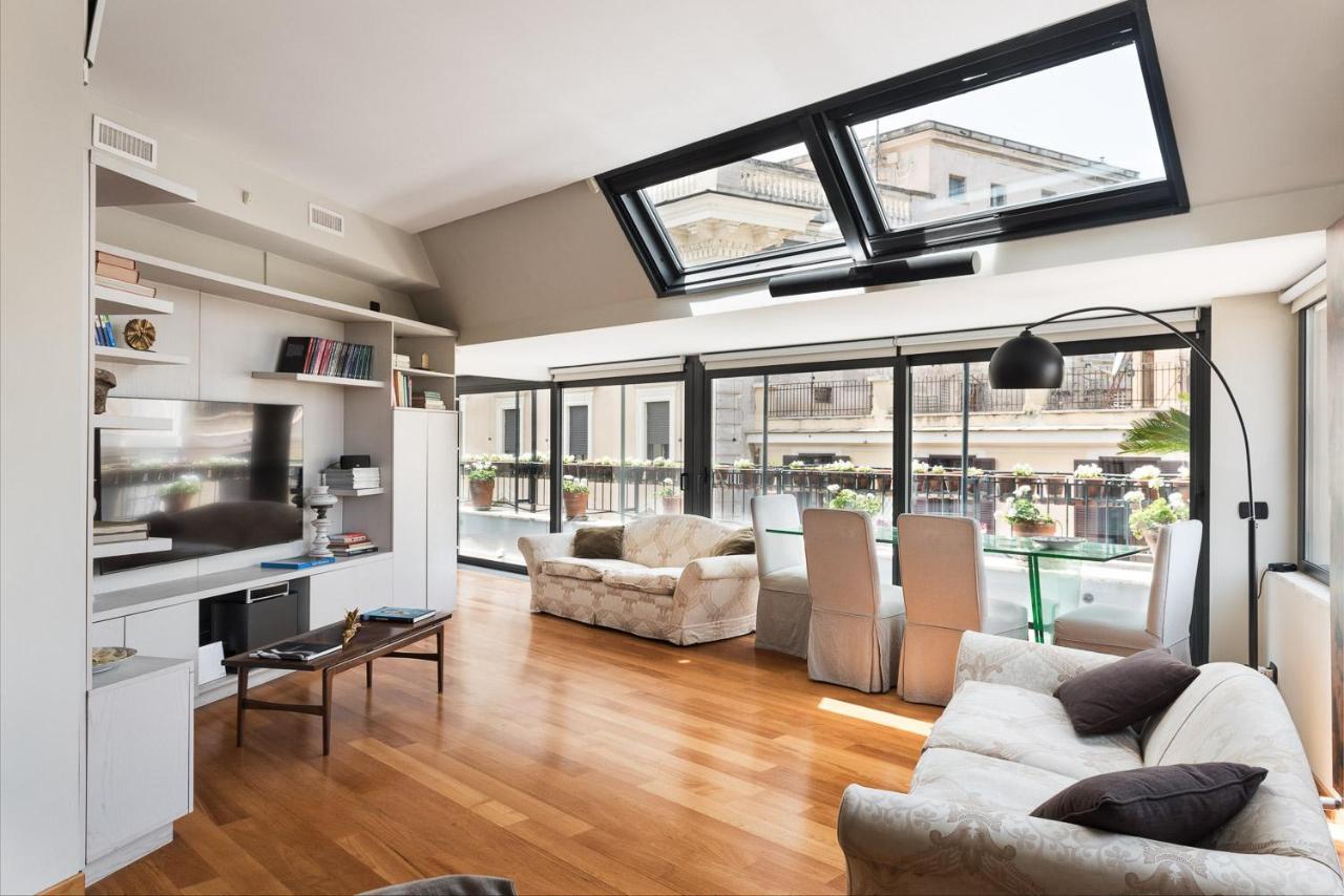 Апартаменты Idyllia - Penthouse In Navona Area Рим Экстерьер фото