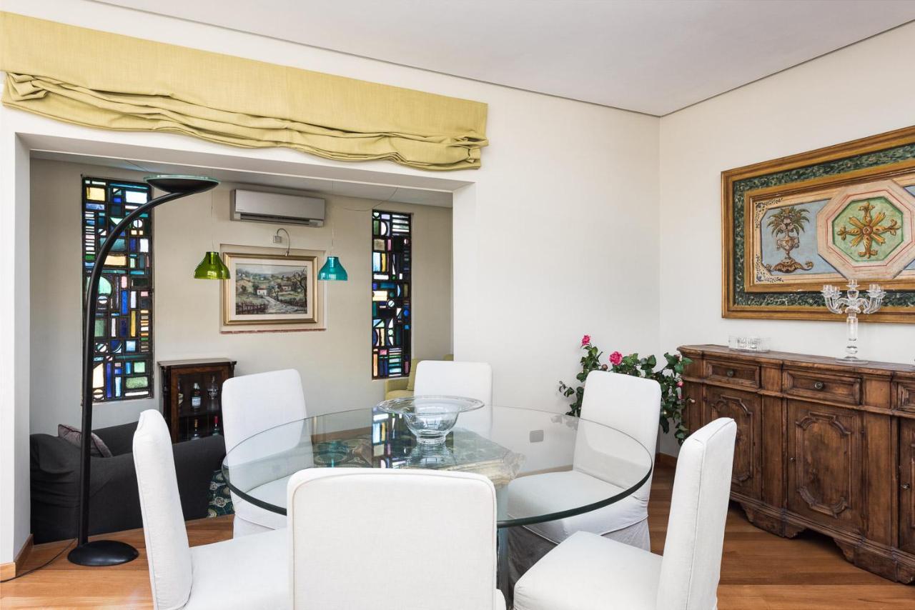 Апартаменты Idyllia - Penthouse In Navona Area Рим Экстерьер фото
